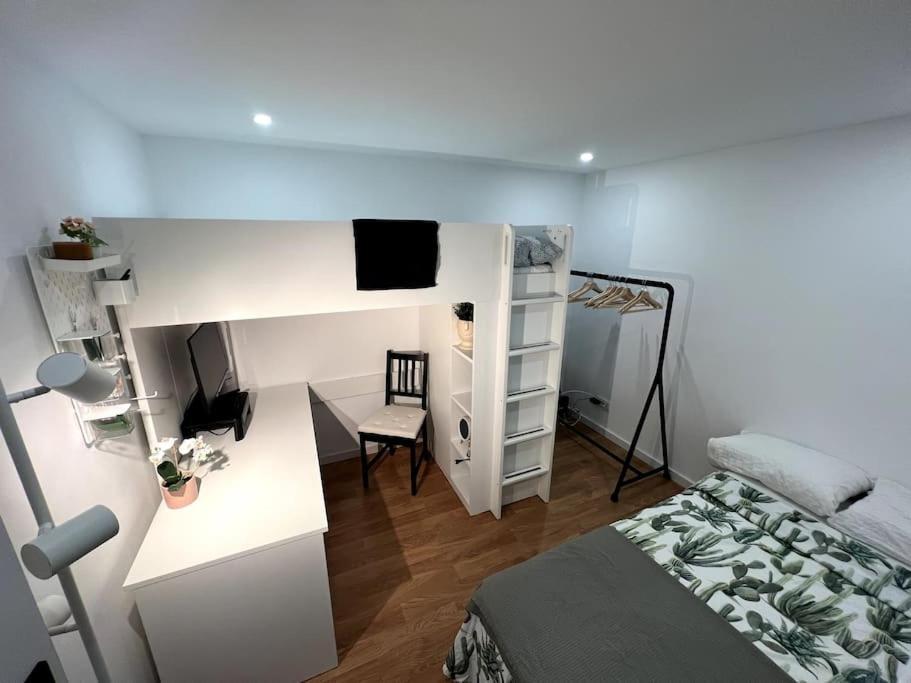 리스본 Luxury Artistic Digital Nomad Getaway W/ Terrace 아파트 외부 사진